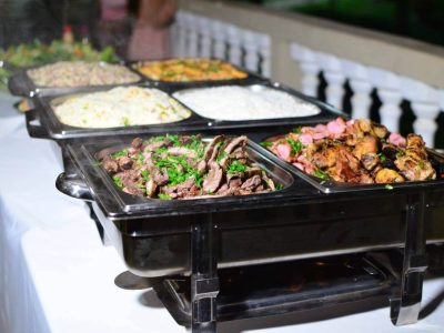 buffet de churrasco em domicílio para 100 pessoas